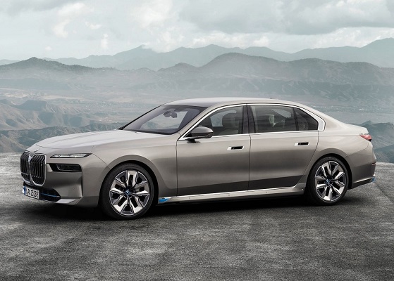 BMW i7 (2022-2024) – schematy bezpieczników i przekaźników