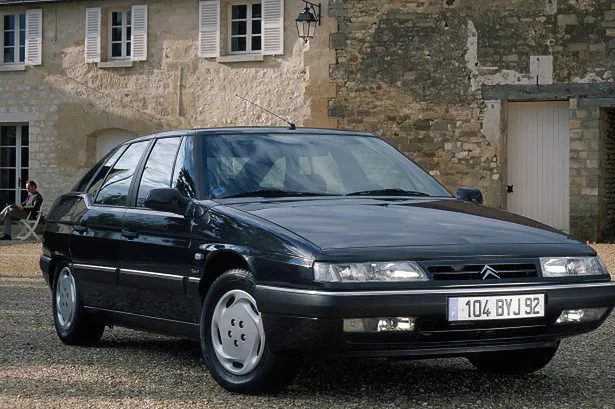Citroën Xm (1989-2000) – schematy bezpieczników i przekaźników