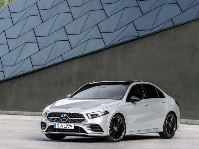 Mercedes-Benz Klasa A W177 i V177 (2018-2023) – schematy bezpieczników i przekaźników