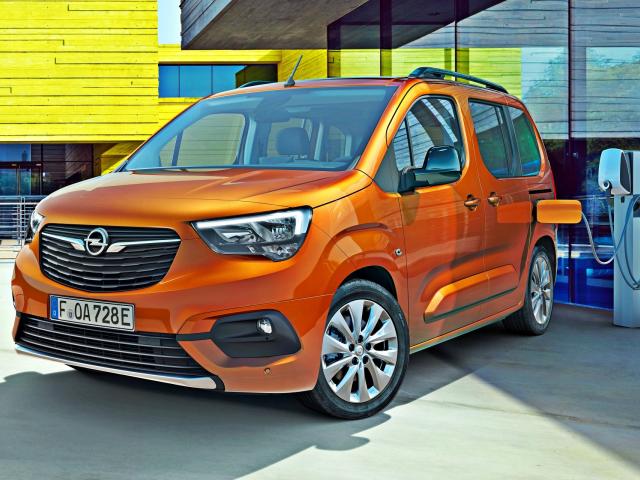 Opel Combo E (2019-2023) – schematy bezpieczników i przekaźników