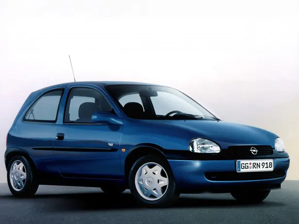 Opel Corsa B (1993-2000) – schematy bezpieczników i przekaźników