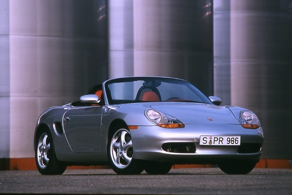 Porsche 986 Boxster (1996-2004) – schematy bezpieczników i przekaźników