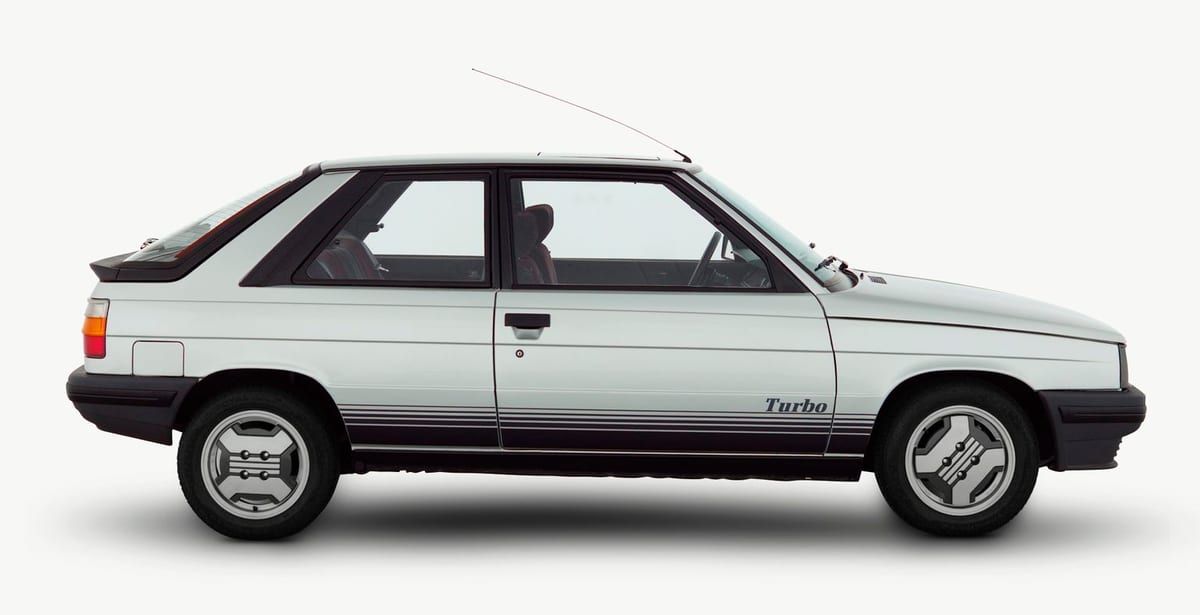 Renault 11 i 9 (1981-1988) – schematy bezpieczników i przekaźników