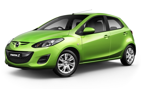 Mazda 2 II DE (2013) – schematy bezpieczników i przekaźników