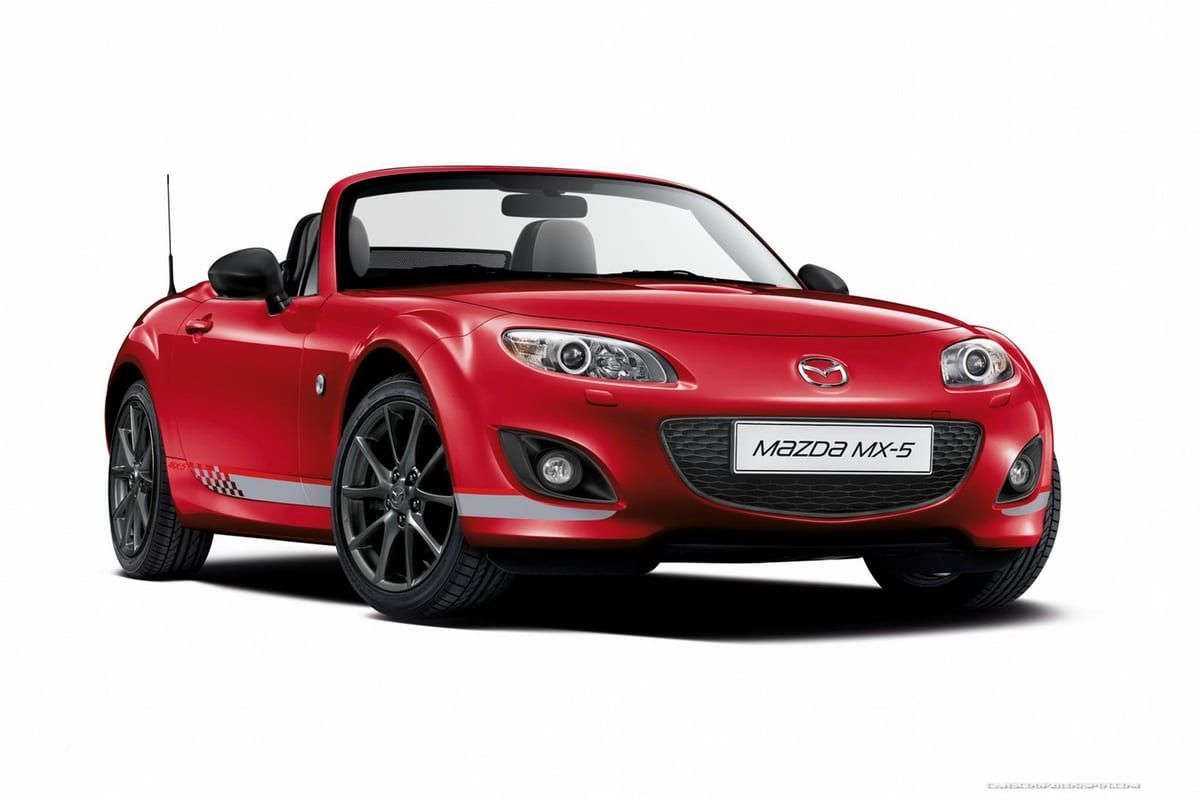 Mazda MX-5 III (2010-2015) – schematy bezpieczników i przekaźników