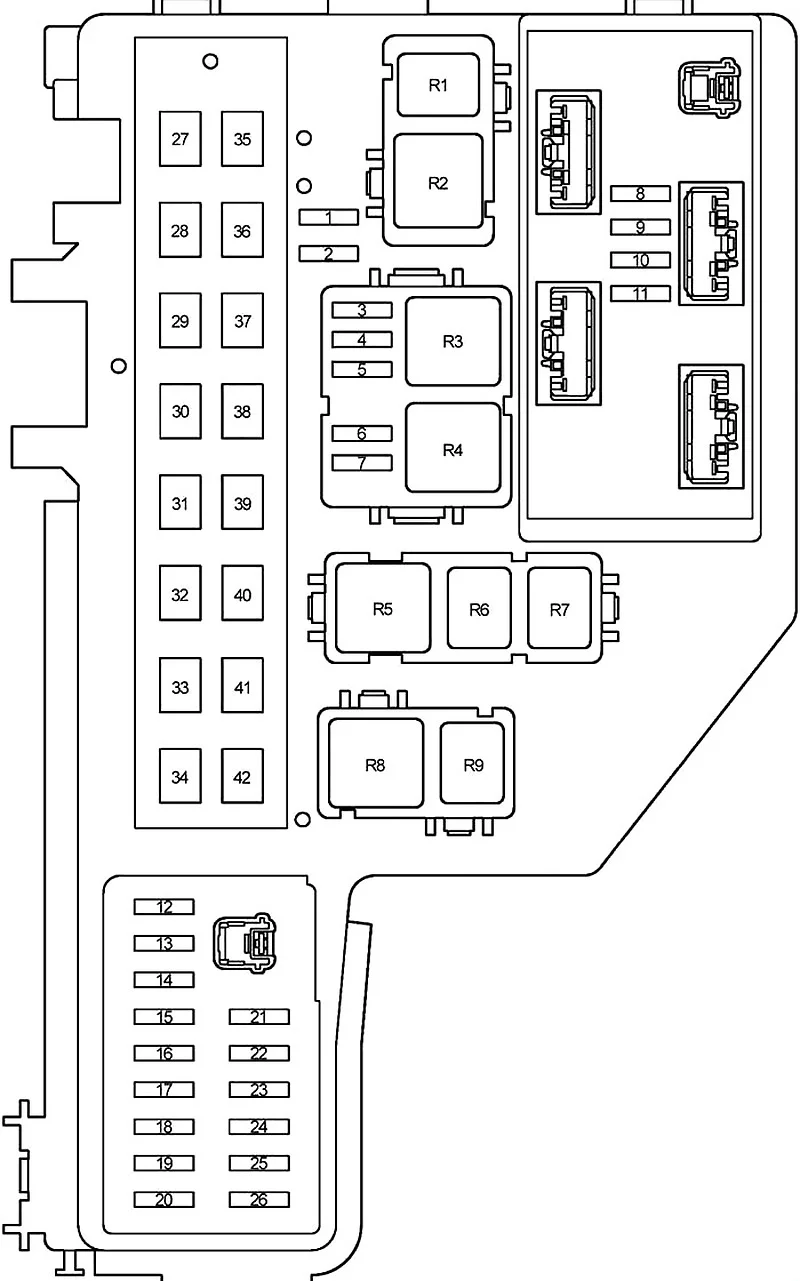 Toyota Prius (XW20) (2003-2009) - schematy bezpieczników i przekaźników