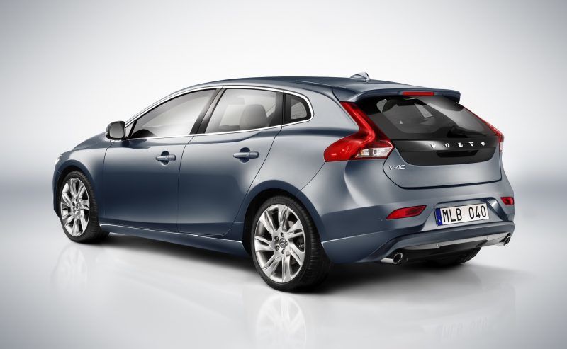 Volvo V40 (2016) – schematy bezpieczników i przekaźników