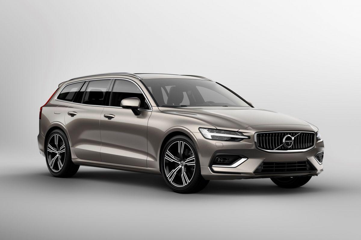 Volvo V60 (2020) – schematy bezpieczników i przekaźników