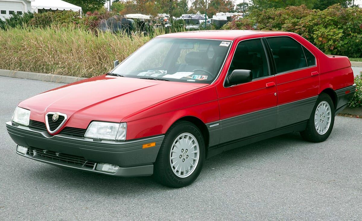Alfa Romeo 164 (1987-1998) – schematy bezpieczników i przekaźników