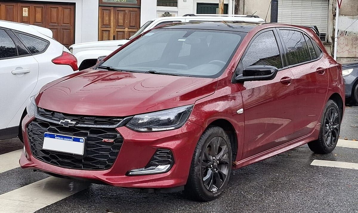 Chevrolet Onix (2020-2022) – schematy bezpieczników i przekaźników