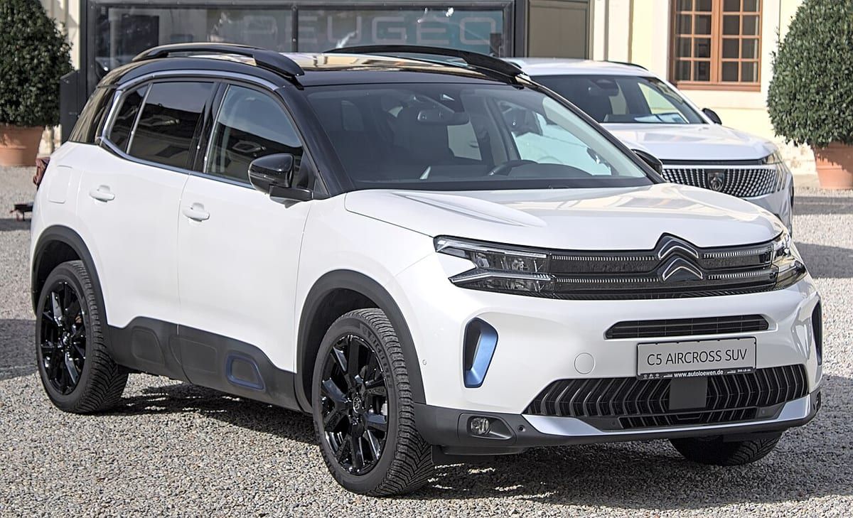Citroën C5 Aircross (2018-2022) – schematy bezpieczników i przekaźników