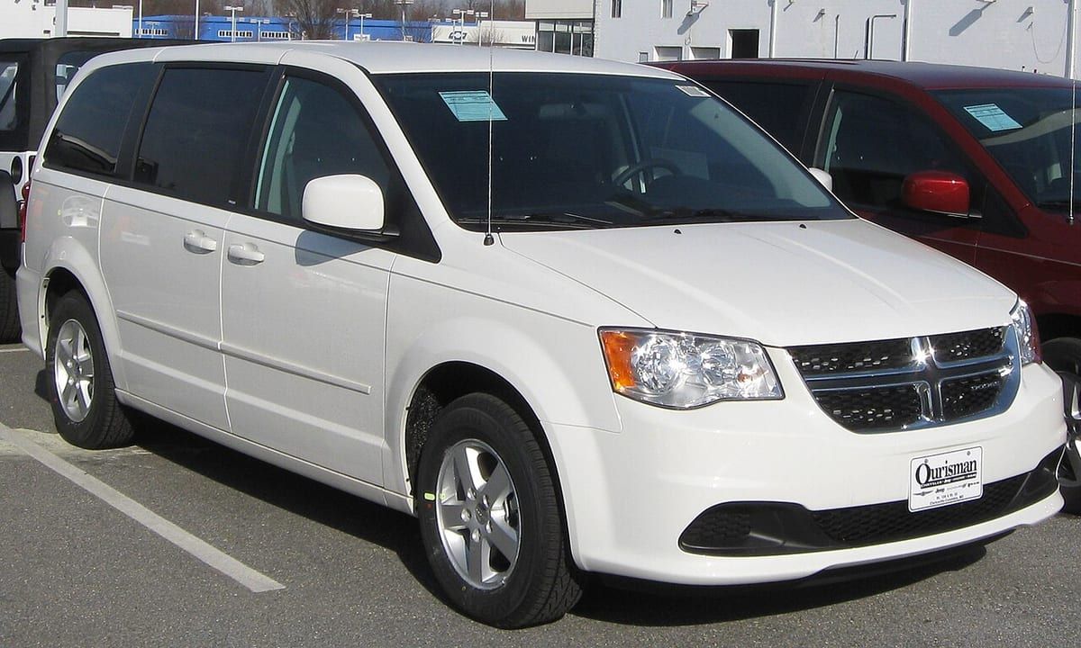 Dodge Caravan IV (2001-2007) – schematy bezpieczników i przekaźników