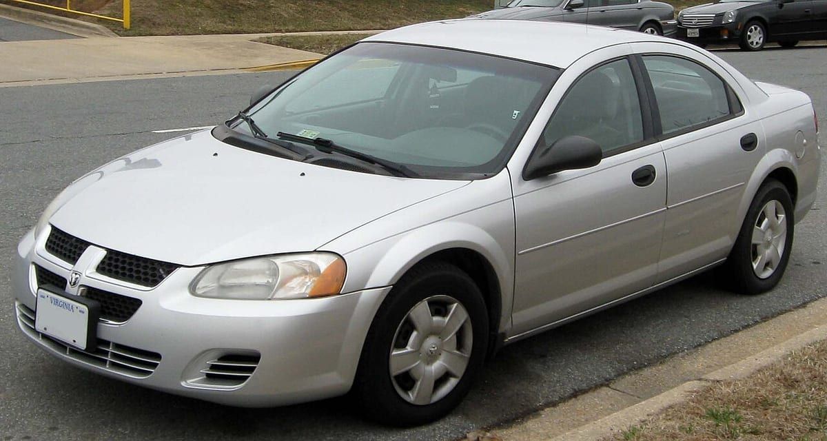 Dodge Stratus (2001-2006) – schematy bezpieczników i przekaźników