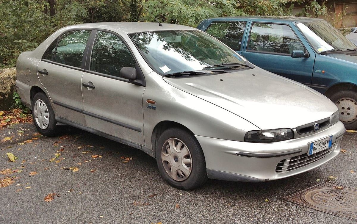 Fiat Marea (1996-2003) – schematy bezpieczników i przekaźników
