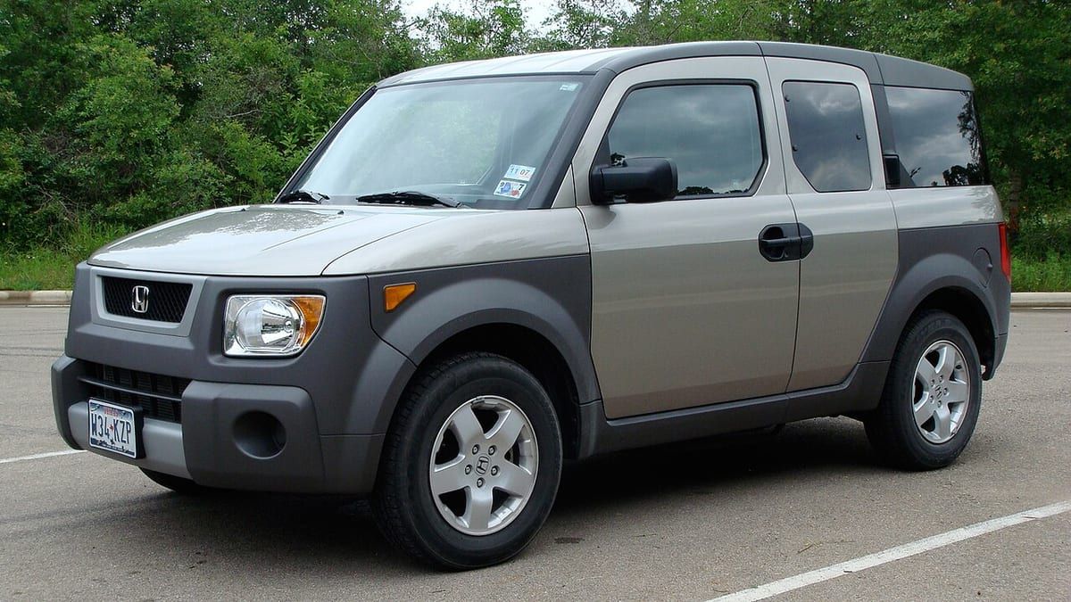 Honda Element (2003-2011) – schematy bezpieczników i przekaźników