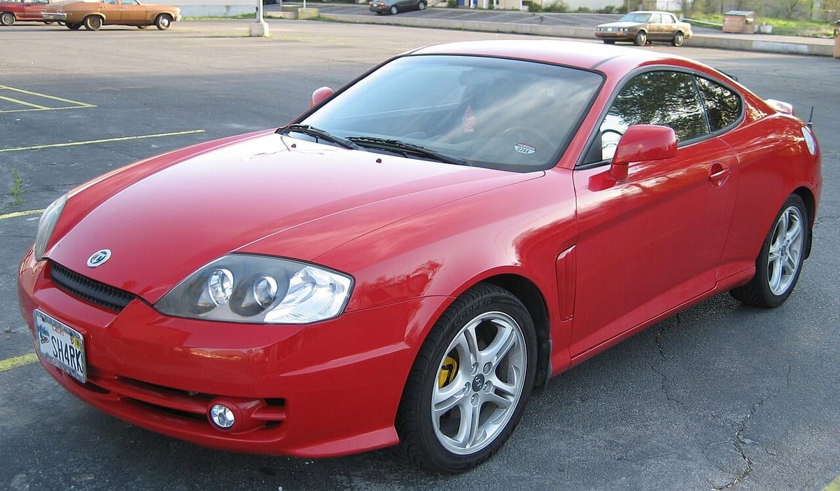 Hyundai Coupe i Tiburon (2004-2008) – schematy bezpieczników i przekaźników