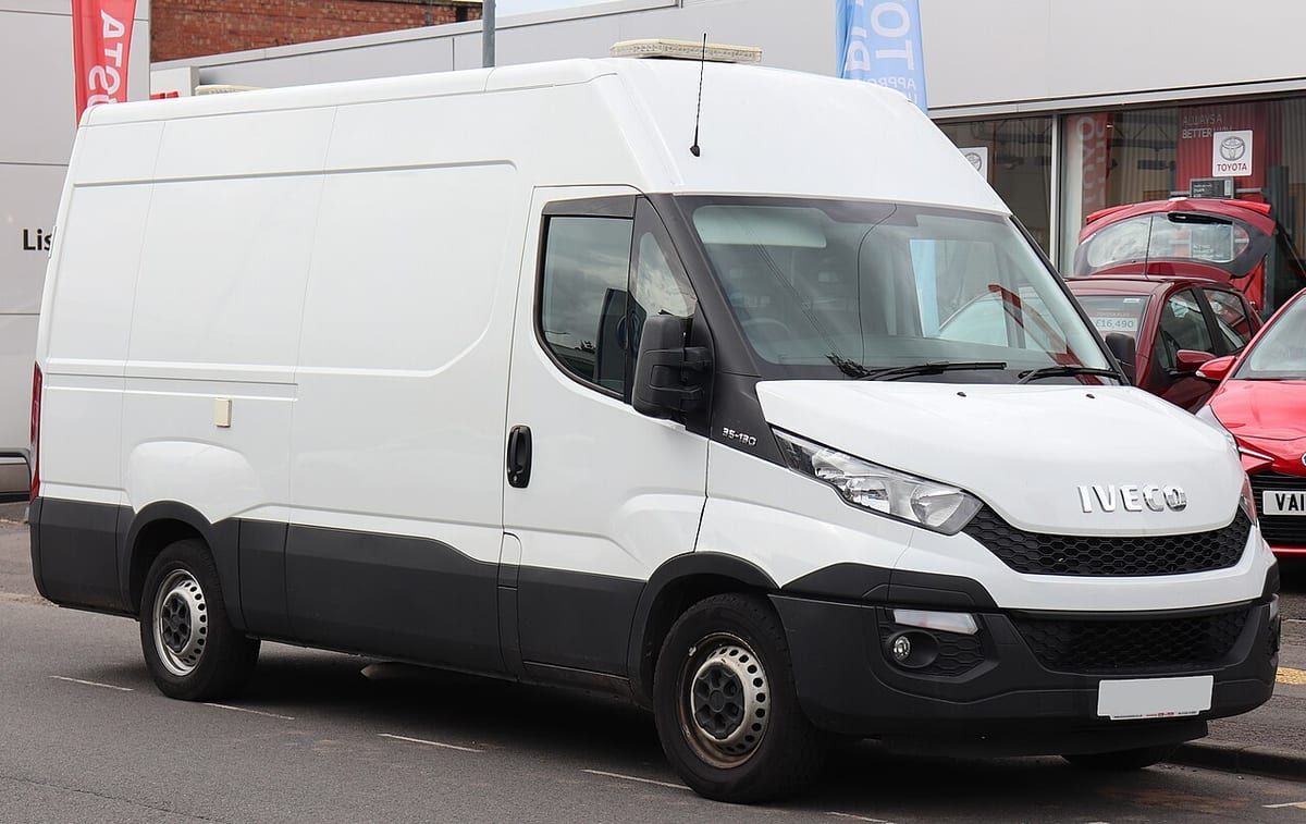 Iveco Daily II (1989-2000) – schematy bezpieczników i przekaźników