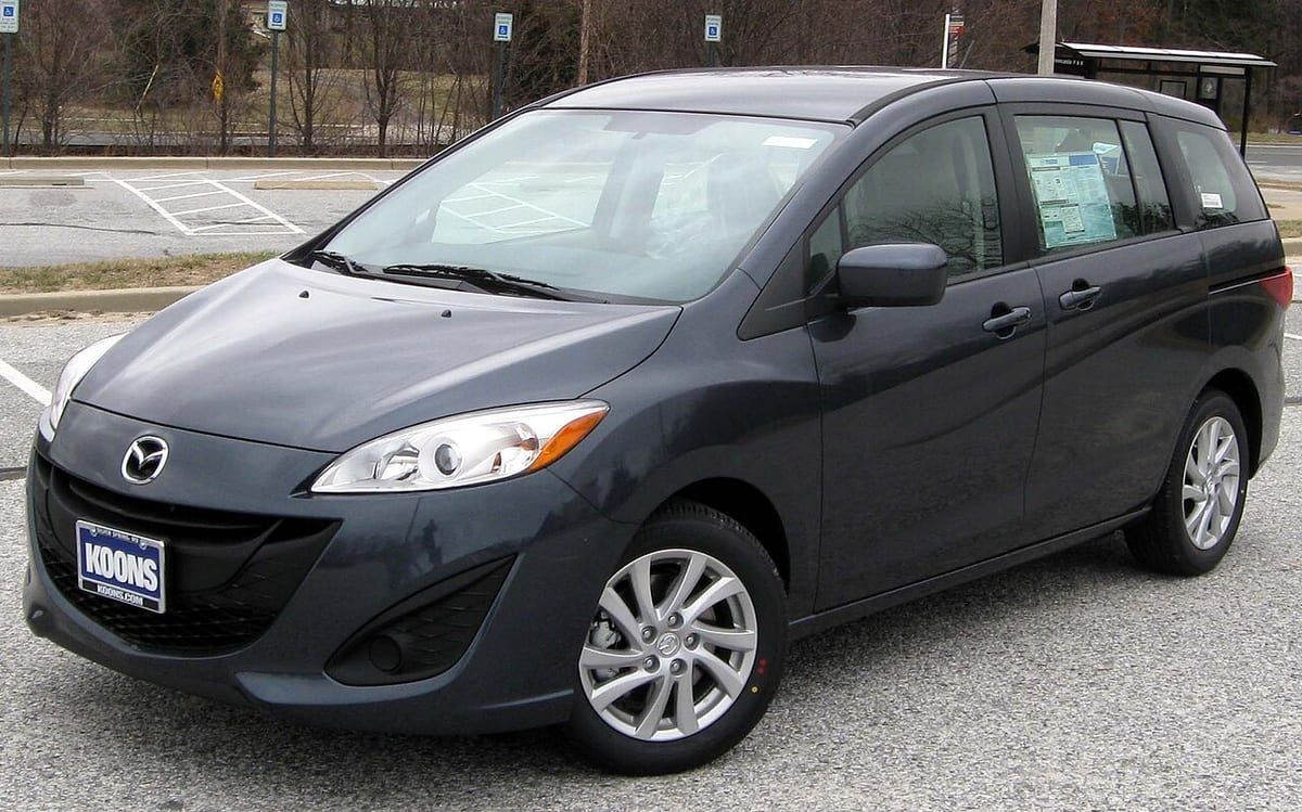 Mazda Premacy (1999-2005) – schematy bezpieczników i przekaźników