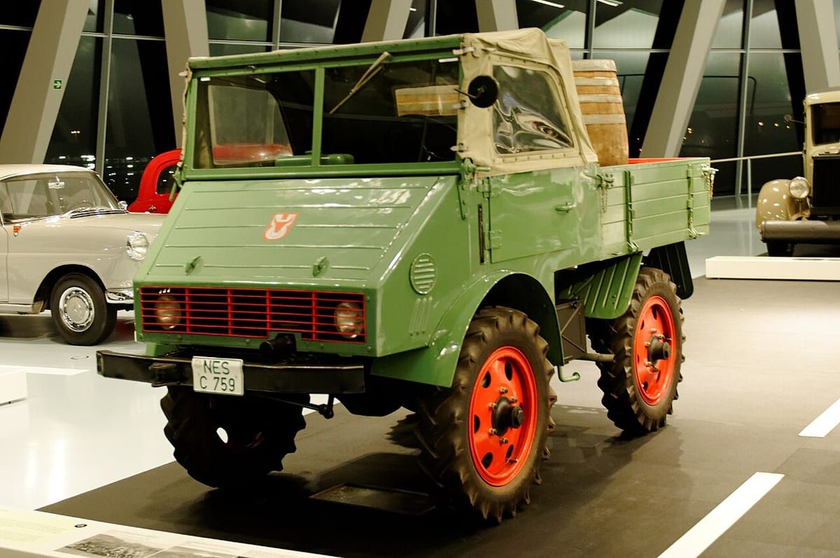Mercedes-Benz Unimog – schematy bezpieczników i przekaźników