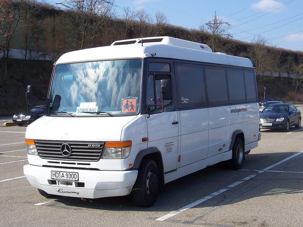Mercedes-Benz Vario (1998-2004) – schematy bezpieczników i przekaźników