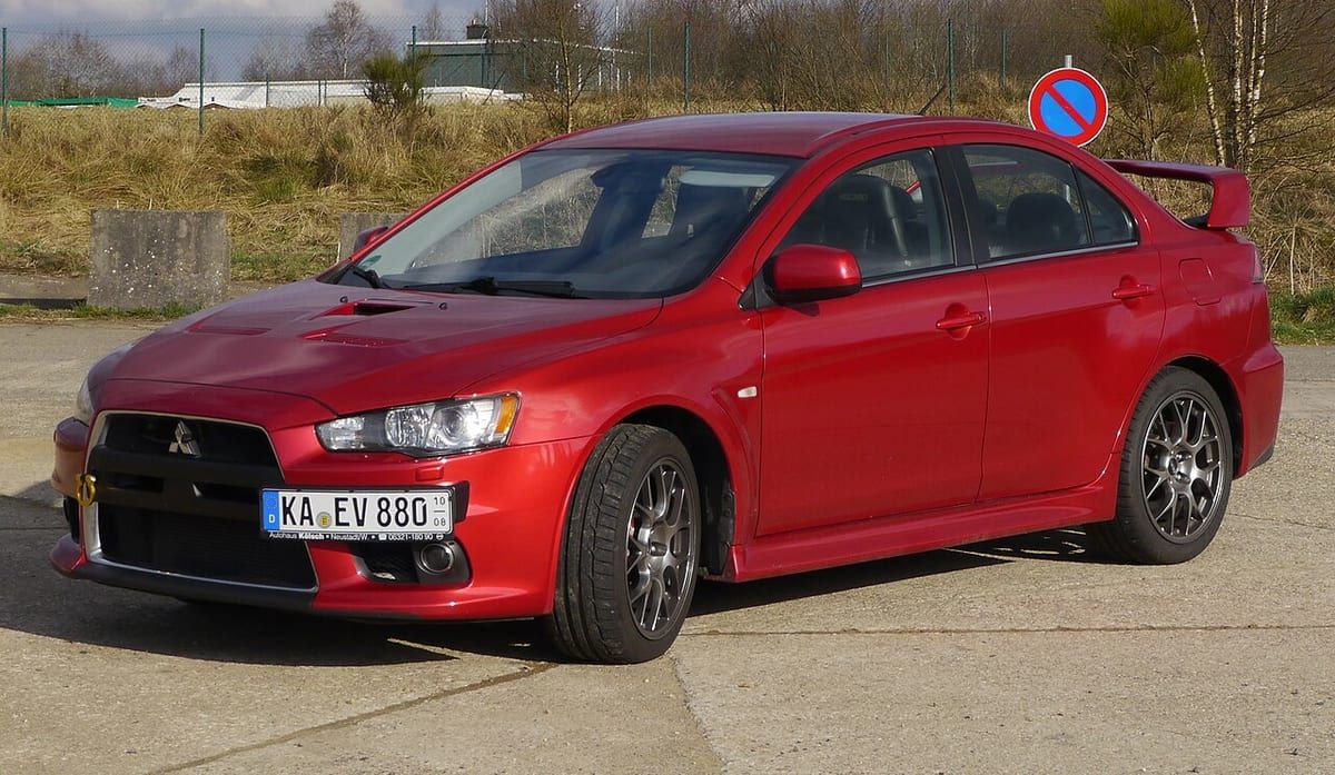 Mitsubishi Lancer VIII (2007-2017) – schematy bezpieczników i przekaźników