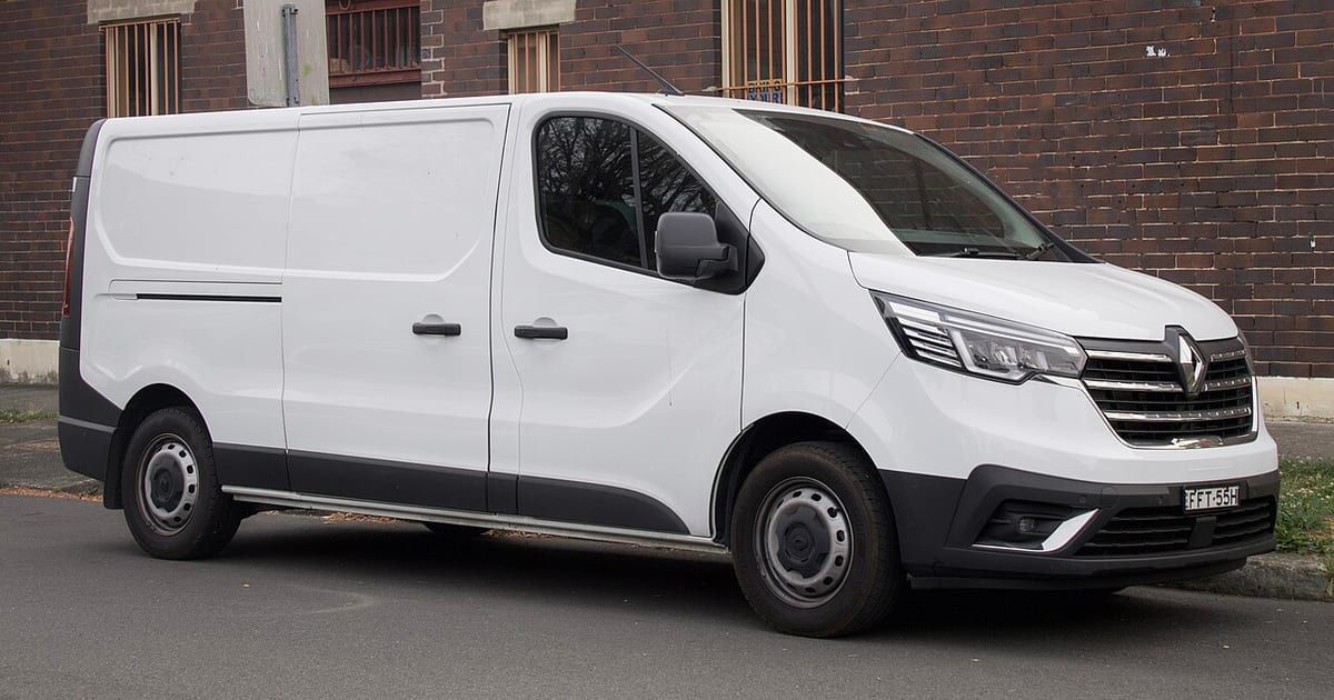 Opel Vivaro A (2001-2014) – schematy bezpieczników i przekaźników