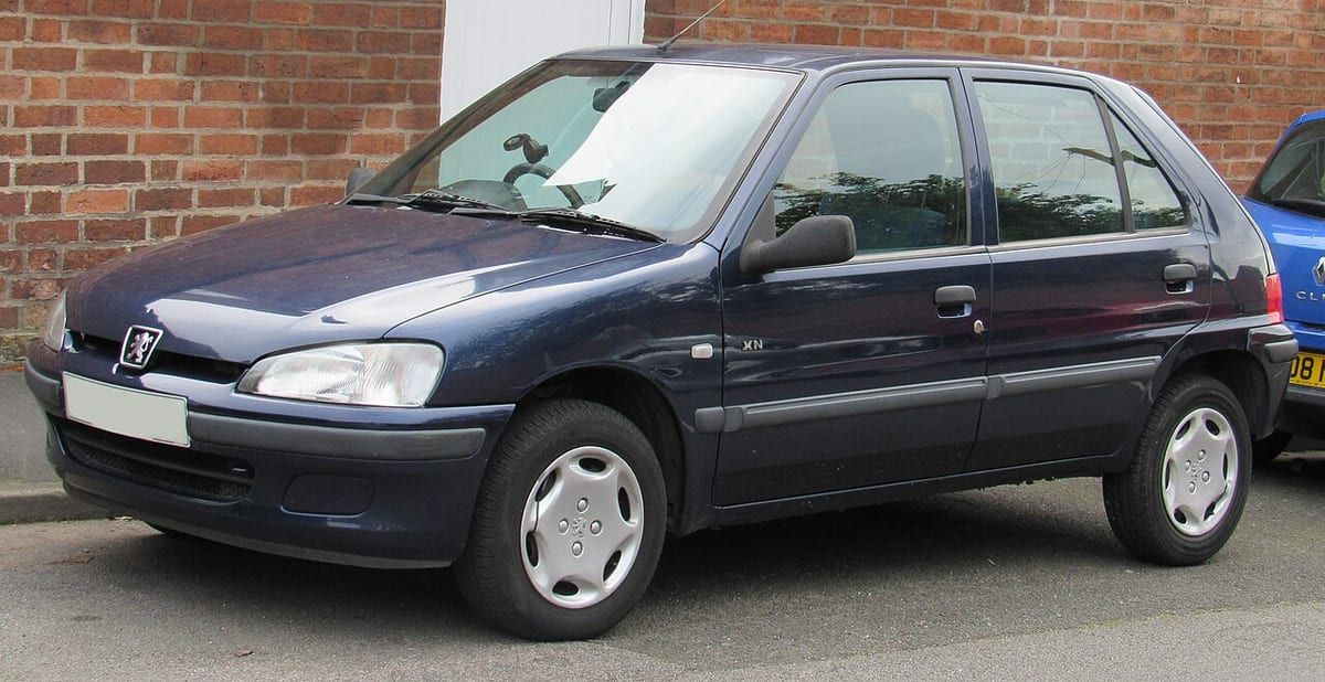 Peugeot 106 (1996-2003) – schematy bezpieczników i przekaźników