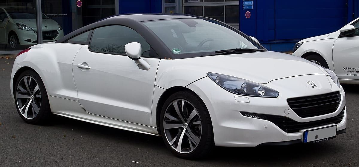 Peugeot RCZ (2009-2010) – schematy bezpieczników i przekaźników
