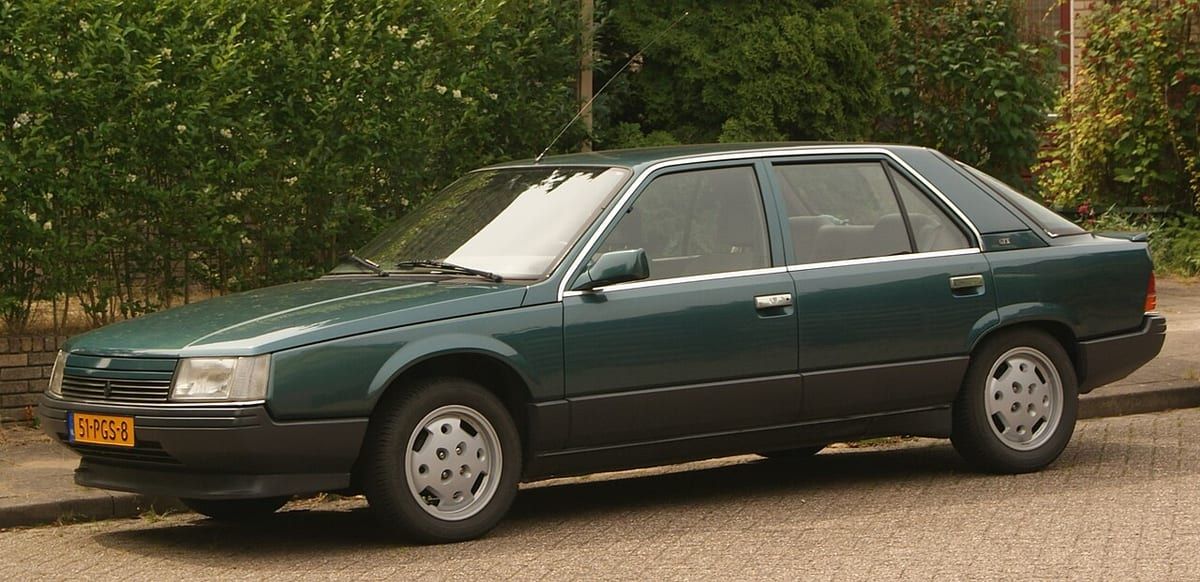 Renault 25 (1983-1992) – schematy bezpieczników i przekaźników