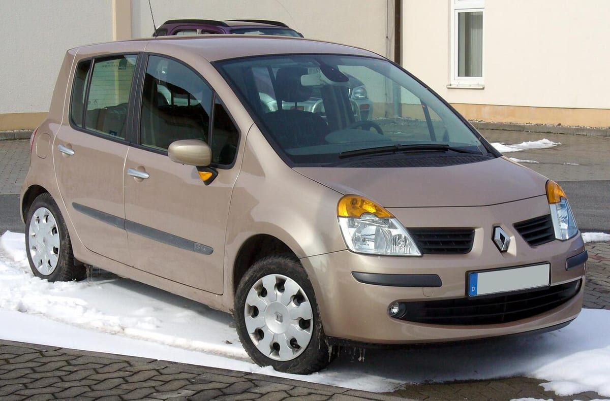 Renault Modus (2005-2015) – schematy bezpieczników i przekaźników