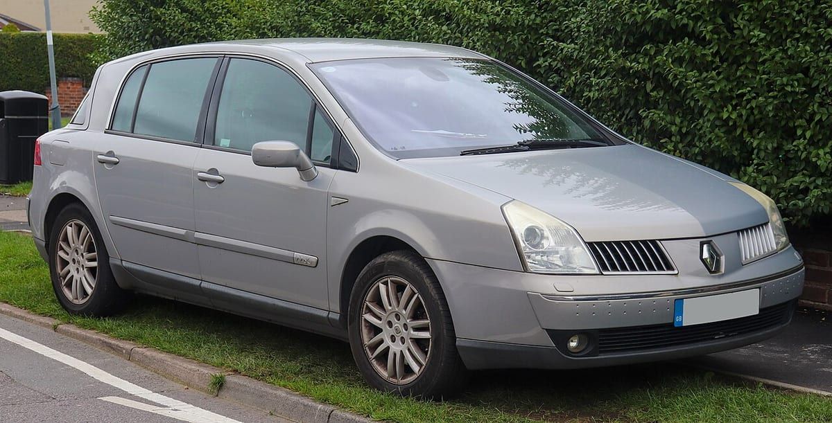 Renault Vel Satis (2002-2009) – schematy bezpieczników i przekaźników