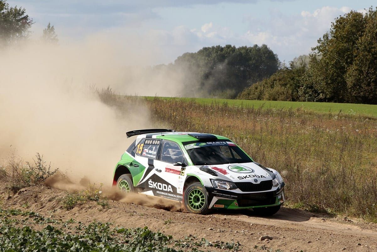 Skoda Fabia II (2009) – schematy bezpieczników i przekaźników
