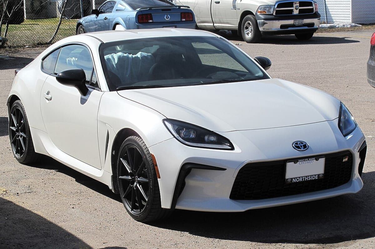 Subaru BRZ (2013-2019) – schematy bezpieczników i przekaźników