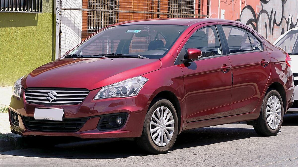 Suzuki Ciaz (2014-2018) – schematy bezpieczników i przekaźników