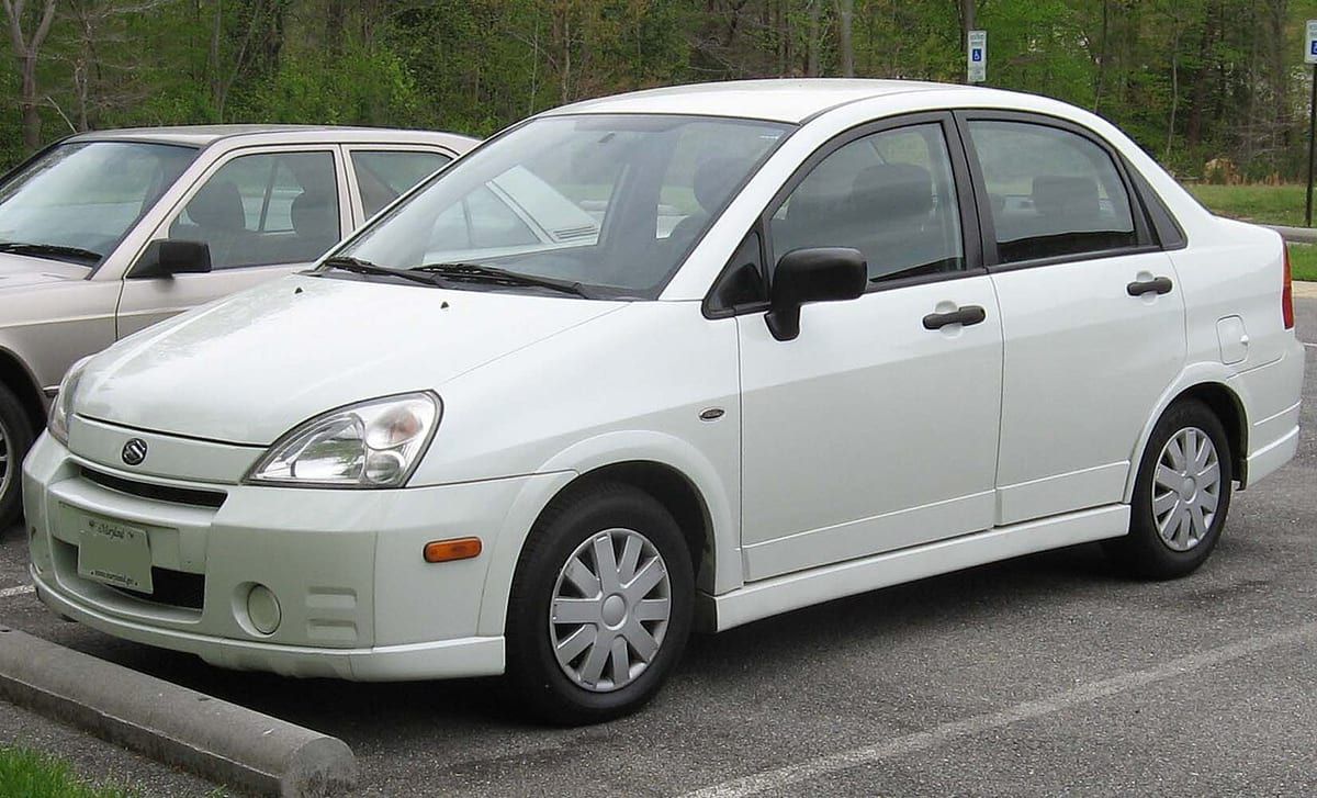 Suzuki Liana (2001-2008) – schematy bezpieczników i przekaźników