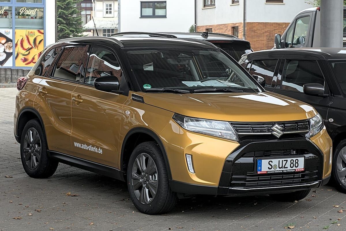 Suzuki Vitara (1998-2006) – schematy bezpieczników i przekaźników