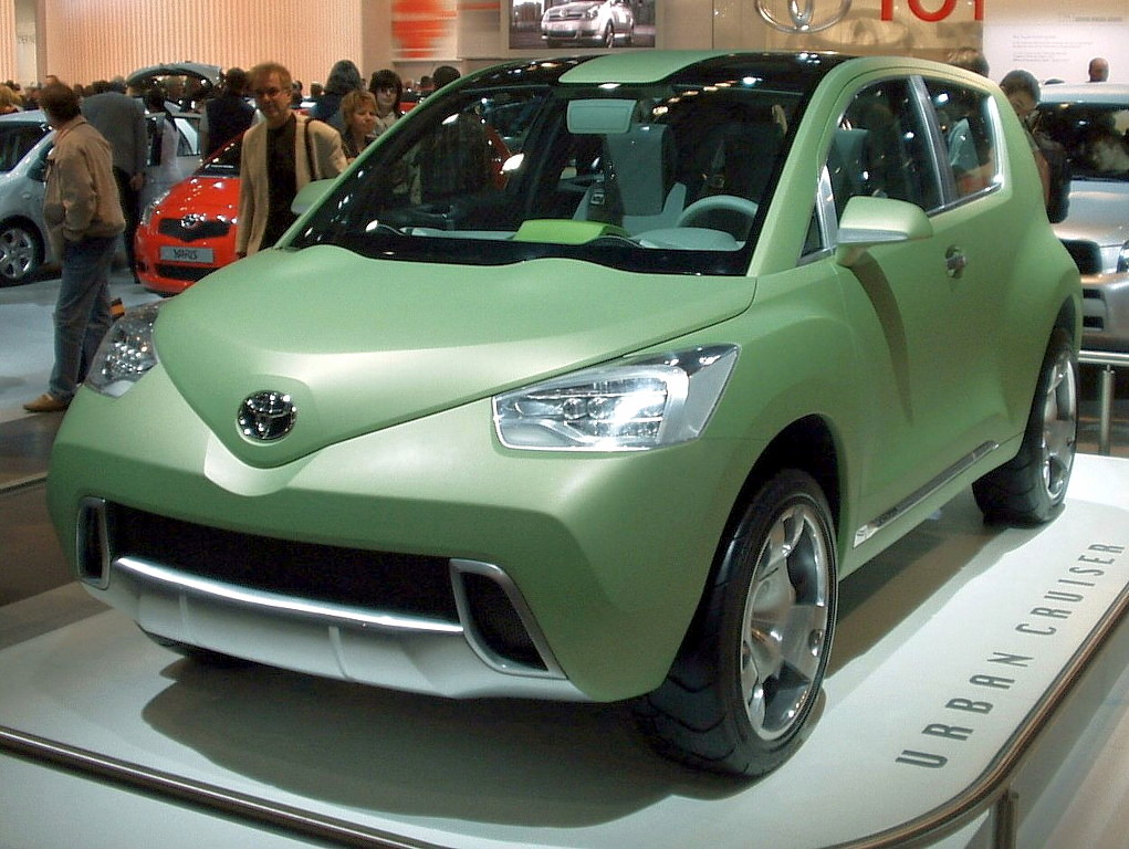 Toyota Urban Cruiser (2008-2014) – schematy bezpieczników i przekaźników