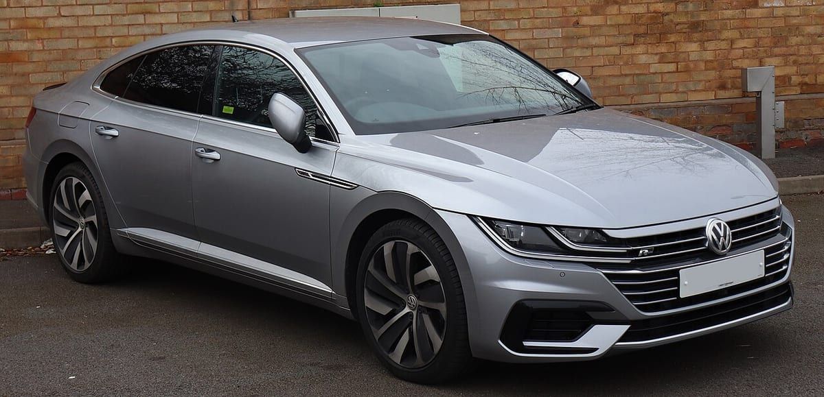 Volkswagen Arteon (2017-2019) – schematy bezpieczników i przekaźników