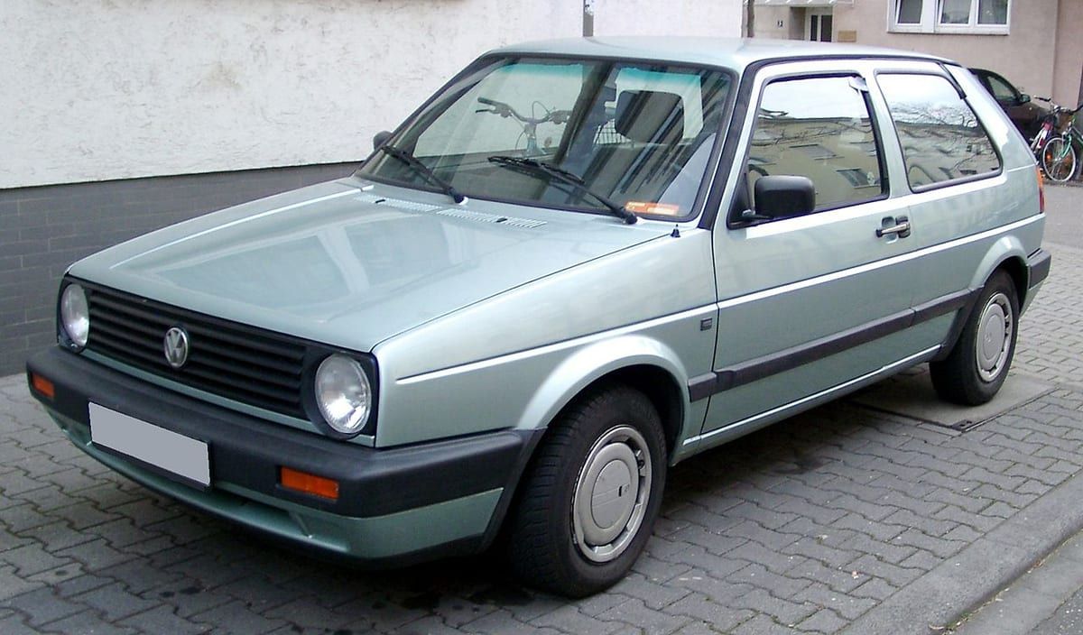 Volkswagen Golf II (1983-1992) – schematy bezpieczników i przekaźników