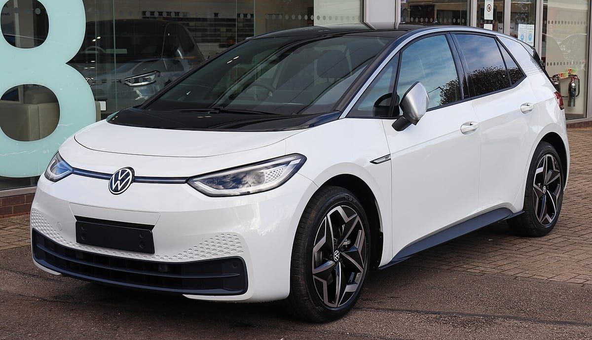 Volkswagen ID.3 (2019-2023) – schematy bezpieczników i przekaźników