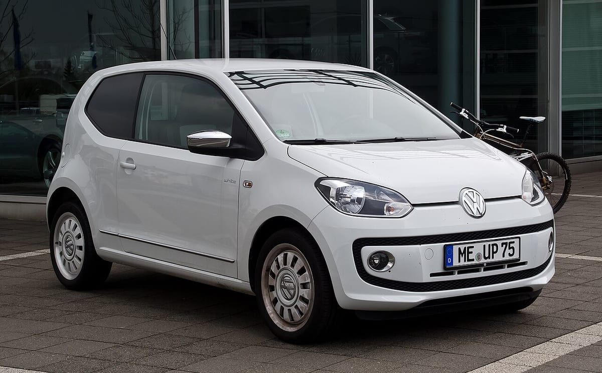 Volkswagen Up! (2011-2018) – schematy bezpieczników i przekaźników
